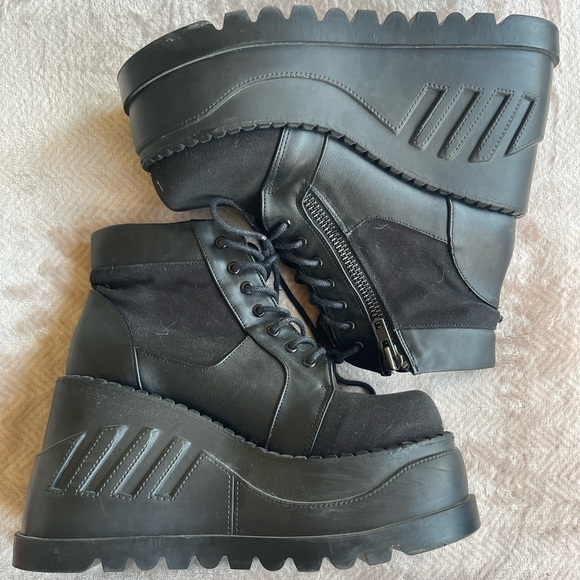Demonia Shoes - Demonia Stomp Wedge Platforms Size 10